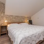 Lucica Vendégház 4*