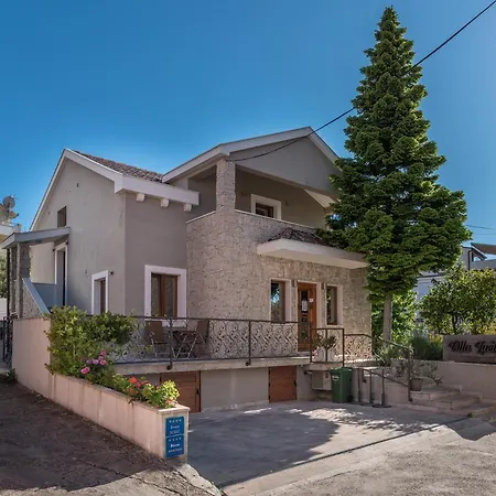 게스트하우스 Lucica 4*