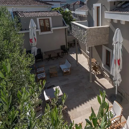 Guest house Lucica Trogir